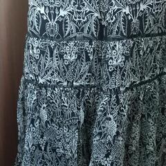 【新品未使用】シルク100％ ロングスカートの画像