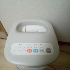 【siroca】加湿付き温冷風扇(専用保冷剤付)の画像