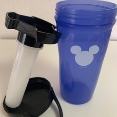 保冷容器付きタンブラーボトルの画像