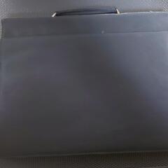 FIGARO ビジネスバッグ ショルダー鍵付きの画像