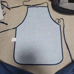 子供用エプロンの画像