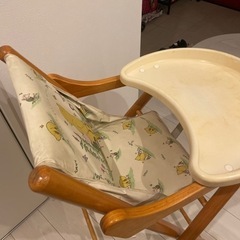 ベビー用ハイチェア  折りたためますの画像