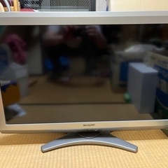 値下げ)中古　32型テレビ　シャープの画像
