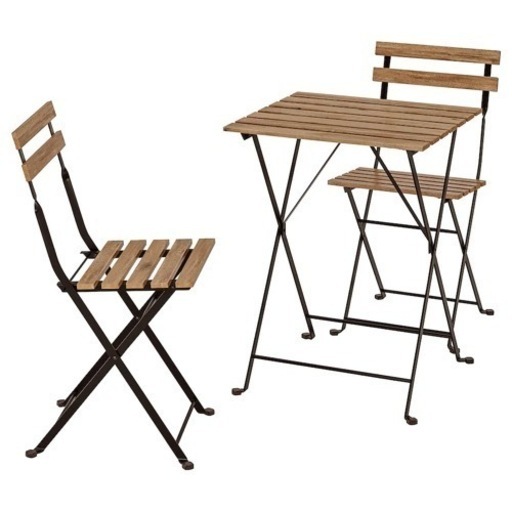 IKEAの屋外用テーブル、椅子2脚セット！