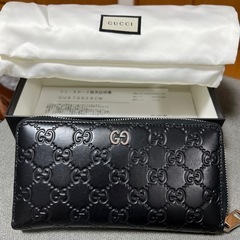 GUCCI 長財布 グッチ エンブレム 総柄の画像