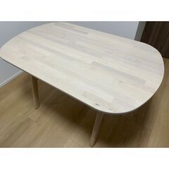 ハルヴダン　テーブル