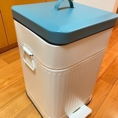決まりました☺︎ゴミ箱　綺麗な状態です☺︎の画像