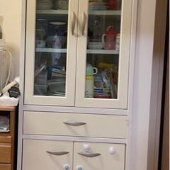 食器棚　白の画像