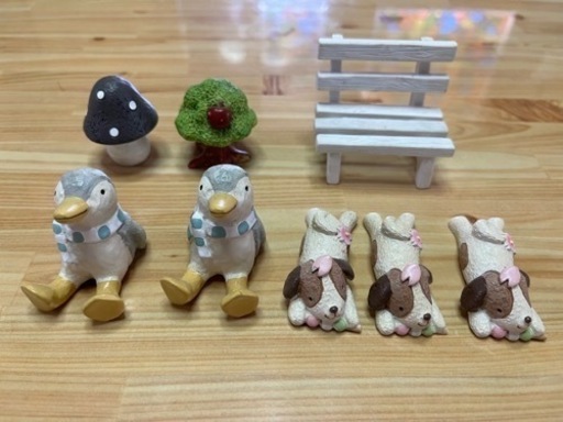 動物たちの可愛い置物