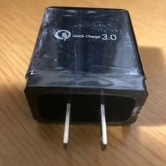 ③USB 充電器　黒の画像