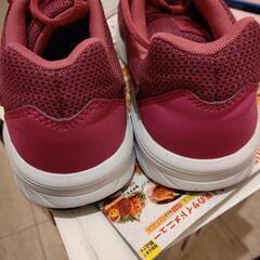 PUMAスニーカーの画像
