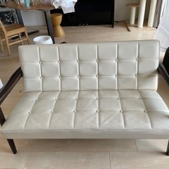 カリモク 2シーター ソファ 2人掛け アイボリー ブラウン