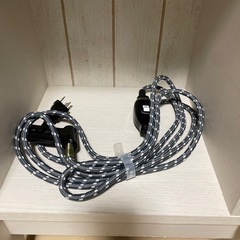 値下げしました　テーブルの画像