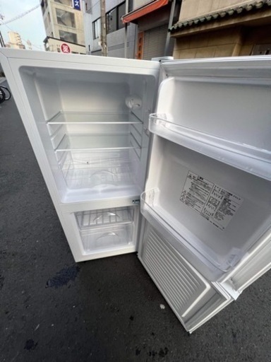 ? 大阪市内配達設置無料 ?2020年　106L 冷蔵庫??保証有り