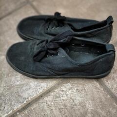 ブラック シューズ