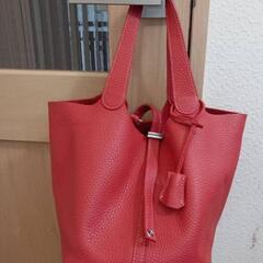 ピコタン似　キューブ型バッグ　美品　新品同様