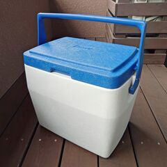 【中古】コールマン　クーラーボックス　ポリライト　16qtの画像