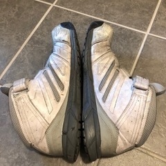 ミズノ 安全靴 ALMIGHTY LS ミッドカット 26.5の画像