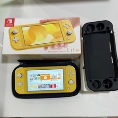 任天堂Switchライト ソフト付き
