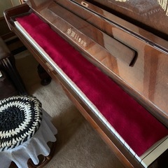 アップライトピアノの画像