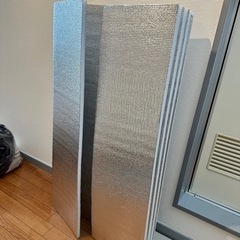 銀マット2枚の画像