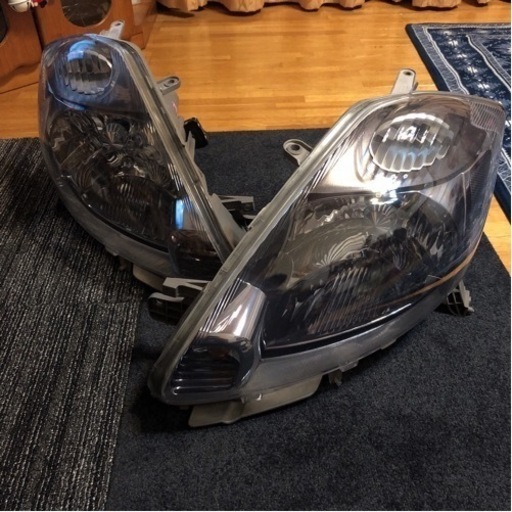 トヨタ　パッソ　レーシー　HIDヘッドライト