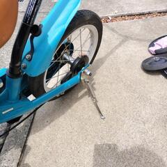 自転車　子供用　かじ付き　補助輪ありの画像