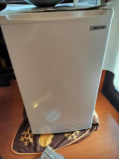 冷凍庫 60L 直冷式 1ドア 右開き BTLD109