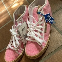 adidas スニーカー　23.0cmの画像