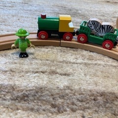 木のオモチャBRIOとぐるぐる卵の画像