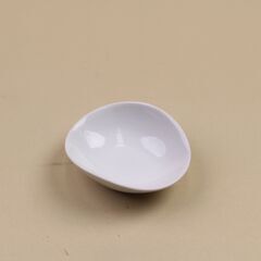 白楕円鉢Sをお売りしますの画像