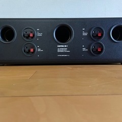 JBL サブウーファーの画像