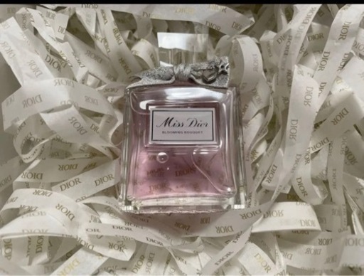 Dior ブルーミングブーケ　100ml