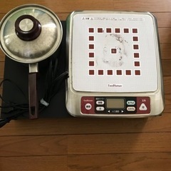 お譲り先決まりました！ IHクッキングヒーター  台 鍋 セット