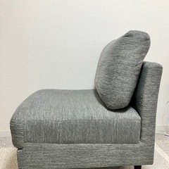 【受け取り者決定】ニトリ　肘なし1人用布貼りソファーの画像