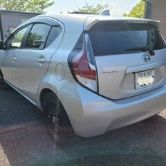 アクア　中期　車検残たっぷり6年12月まで　上級グレードＧ　コミコミ690000円の画像