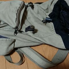 リュックサック　ベージュの画像