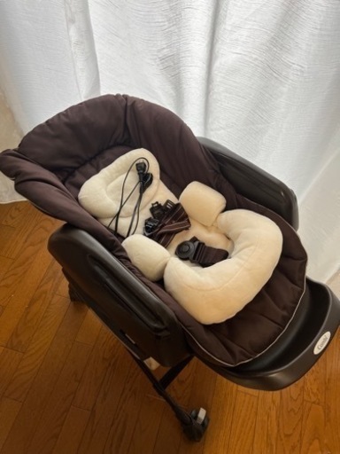 「決まりました」コンビ　ネムリラオートスイング　電動