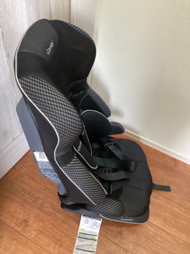 Combi チャイルドシート