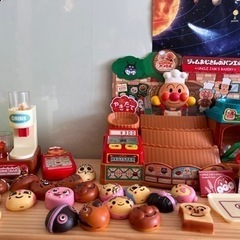 ジャムおじさんのパン工場+ジュースバー