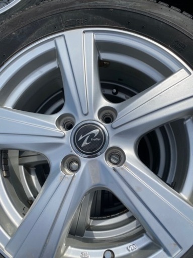 雪タイヤアルミ