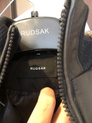 カナダ　ダウンジャケット　レディース　RUDSAK 2
