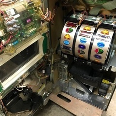 K2305-211 スロット 北斗の拳 天 30周年 鍵付き コインレス 設定キー