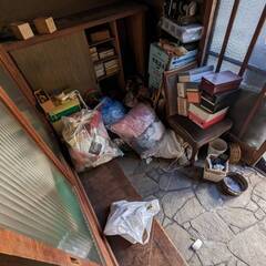 ゴミ屋敷になったお部屋のお片付けのお手伝いします。