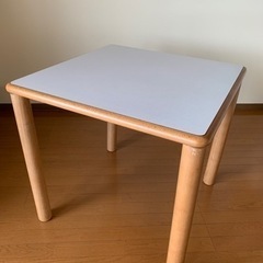 テーブルの画像