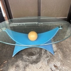 ガラステーブル