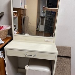 ドレッサー