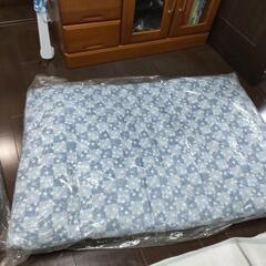 敷布団、掛布団、カバーつきの画像