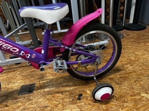 補助輪付き　子供用自転車　16インチ　比較的キレイです