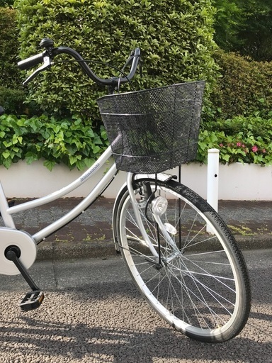 新品同様 ママチャリ(ギア無し) 26型